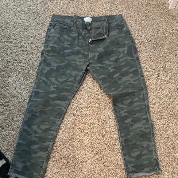 Camouflage Print Jeans - Picture 1 of 3